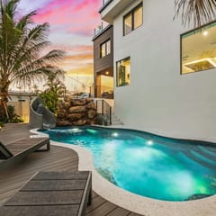 Knot A Basic Beach House
